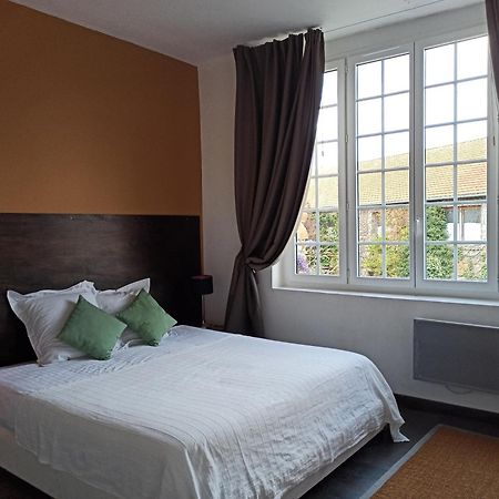 Le Dinanga Bed and Breakfast Léran Eksteriør billede