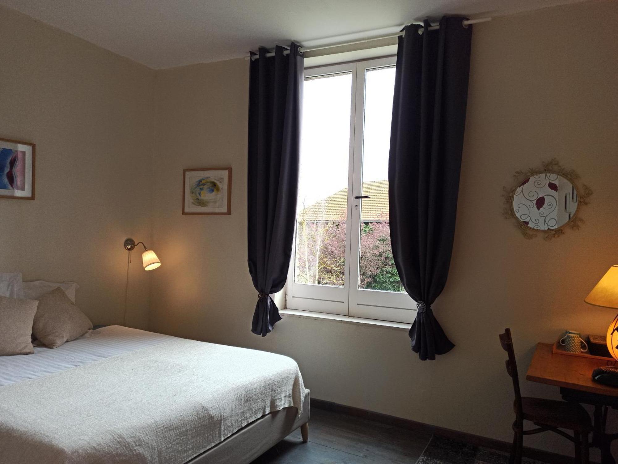 Le Dinanga Bed and Breakfast Léran Eksteriør billede