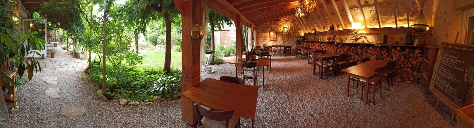 Le Dinanga Bed and Breakfast Léran Eksteriør billede